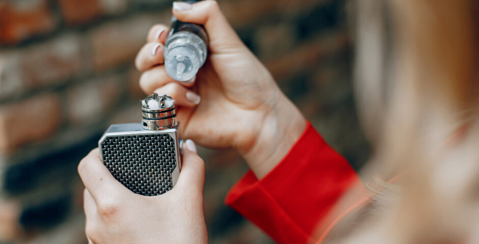 Петербург может стать первым регионом России, где полностью запретят вейпы