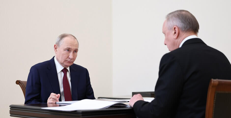 Путин рассказал Беглову о важности решения задачи строительства яслей