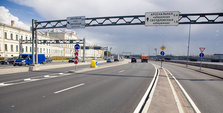 Петербург выполнил план строительства и ремонта дорог на 2023 год