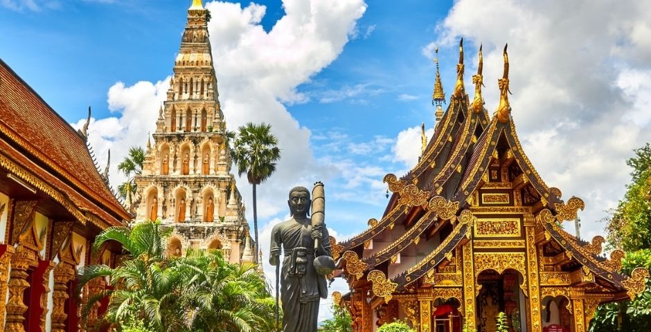 Российским туристам посоветовали не покупать билеты в Таиланд заранее