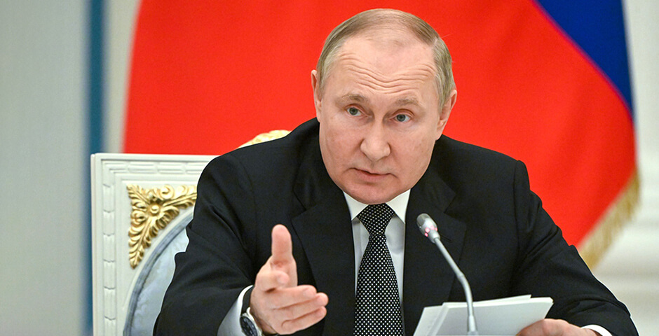Путин провел совещание о поддержке доходов семей. Главные заявления президента