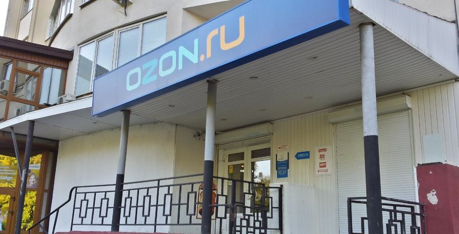 Интернет-магазин Ozon откроет в Петербурге более двухсот партнерских пунктов выдачи