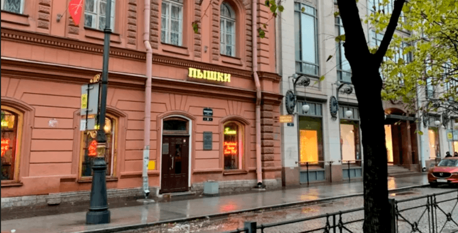 В Петербурге еще на 3 года продлили аренду помещения легендарной пышечной
