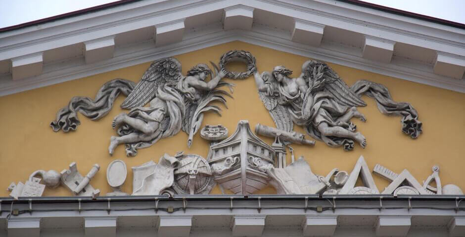 Санкт-Петербург лидирует в списке по количеству вакансий в СЗФО