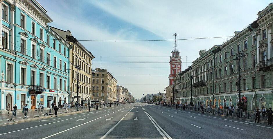 Невский проспект в Петербурге полностью перекроют