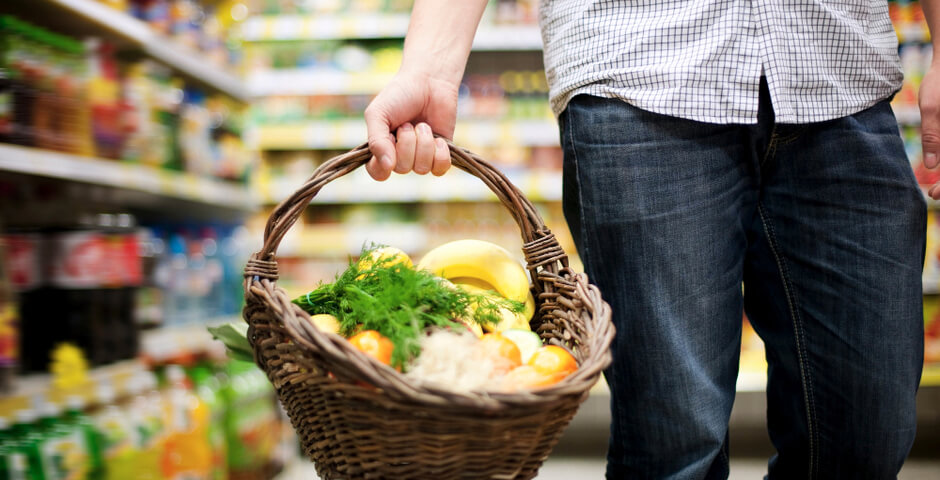 Стал известен размер минимальной продуктовой корзины в Петербурге