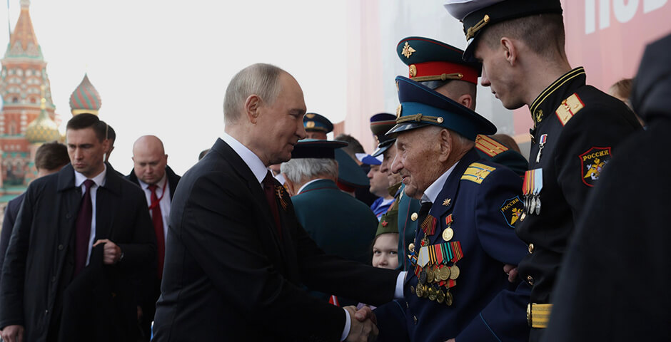 Ветеран Жучков рассмешил Путина после парада Победы