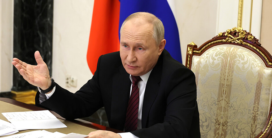 Путин: дефицит бюджета по итогам 2023 года составит около 2% ВВП