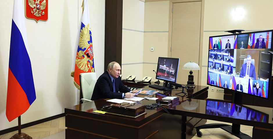 Беглов пообещал Путину обогнать Москву в сфере туризма