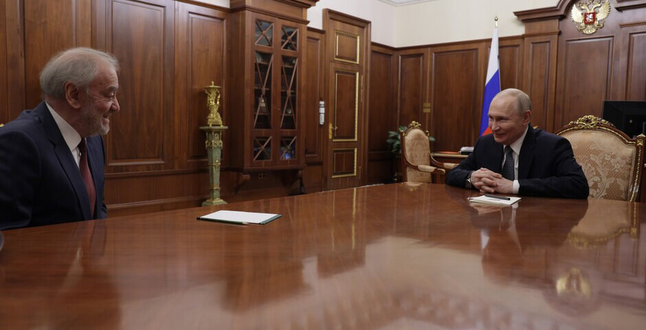 Владимир Путин предложил увековечить имя Юрия Темирканова