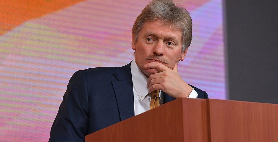 Внесение в Конституцию положения об обнулении президентских сроков в Кремле объяснили сложностями в мире
