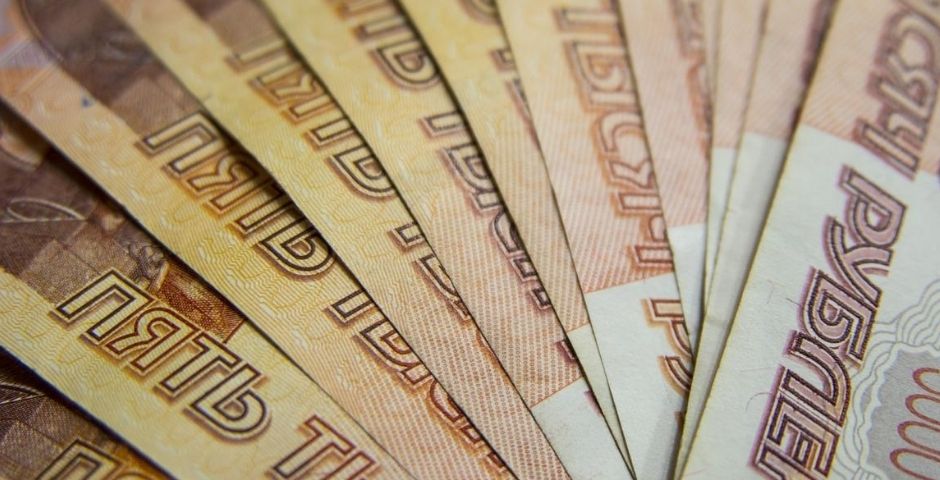 Россия стала меньше торговать в рублях в ЕАЭС