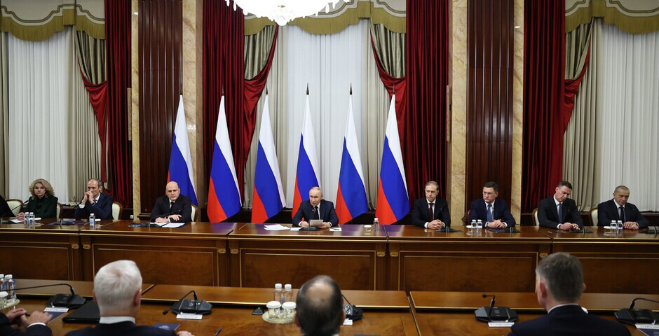 Путин попросил Набиуллину чаще бывать на правительственных заседаниях