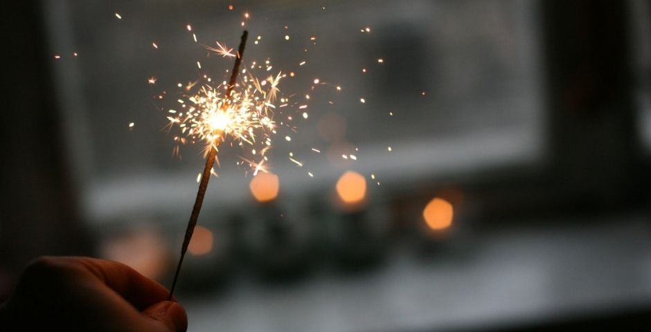 Жители Псковской области могут остаться без празднования Нового года