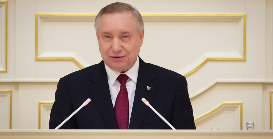 Средняя начисленная зарплата в Петербурге достигла 121 000 рублей