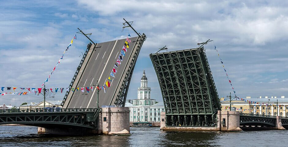 Вскоре начнется ремонт Дворцового моста в Санкт-Петербурге