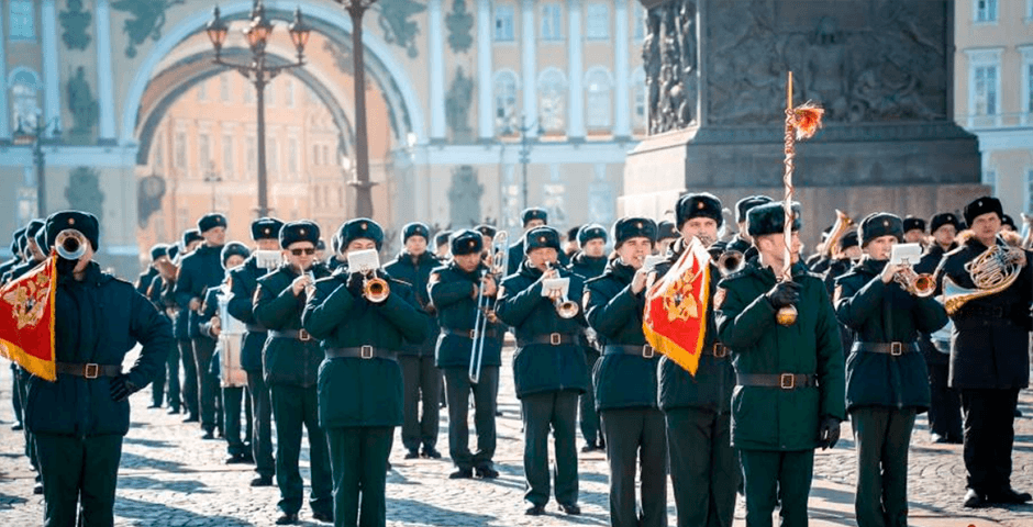 В Петербурге состоялась первая репетиция военного оркестра ко Дню Победы