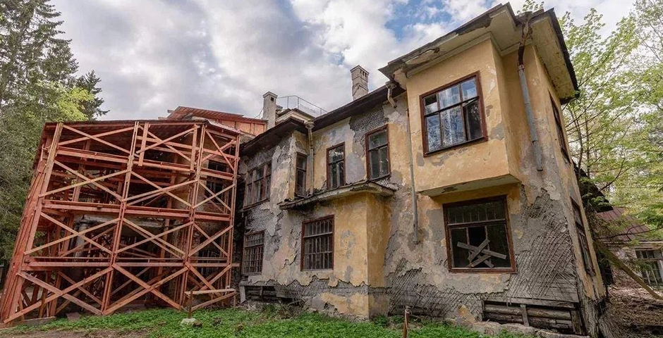 ДОМ.РФ выставил на торги дачу Фаберже в Санкт-Петербурге