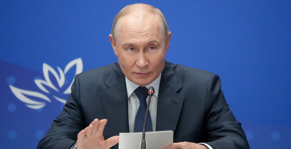 Путин прокомментировал новости о заморозке вкладов россиян