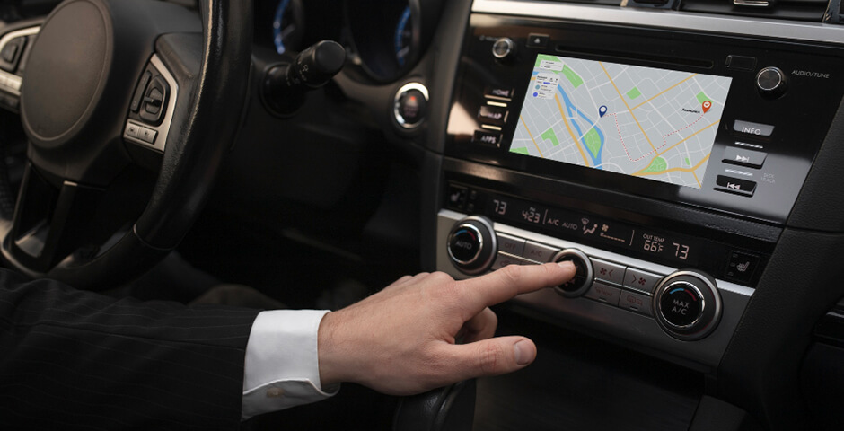 В РФ приняли закон о переводе такси на российские автомобили