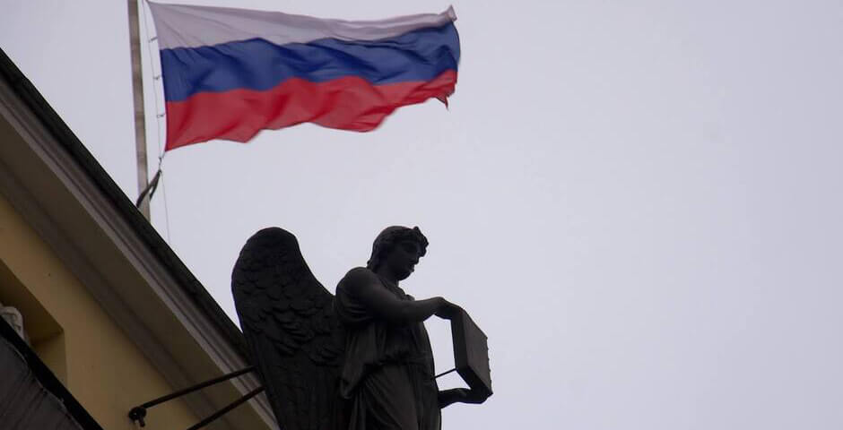 Петербург вошел в топ-10 регионов РФ с наиболее высокими доходами населения