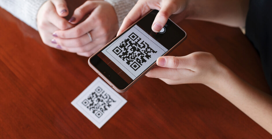 Российские банки будут использовать универсальный QR-код при денежных переводах