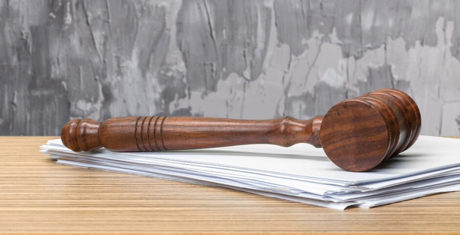 Обвиняемый во взятке экс-глава петербургского района отправится на СВО