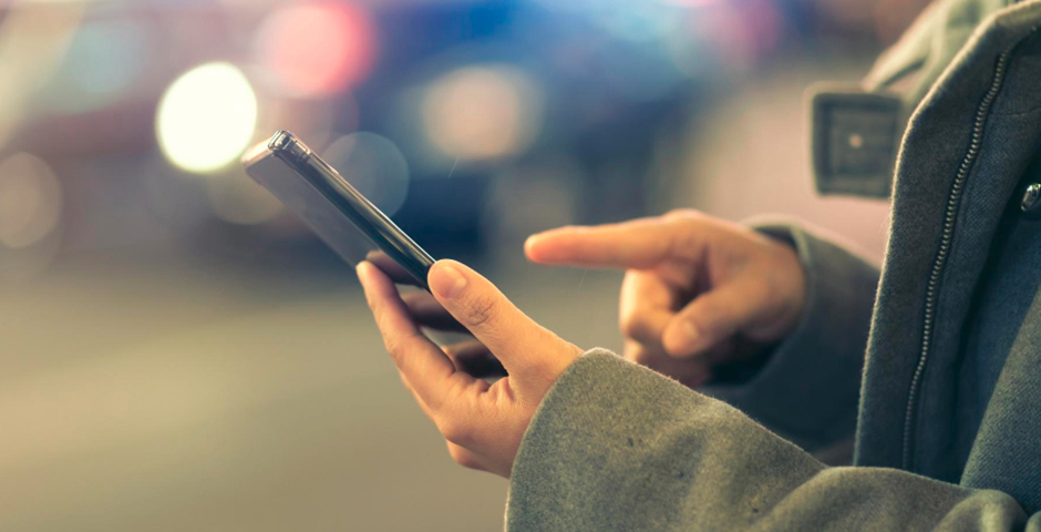 Россиянам объяснили, в каких случаях проверка телефона в метро нарушает закон