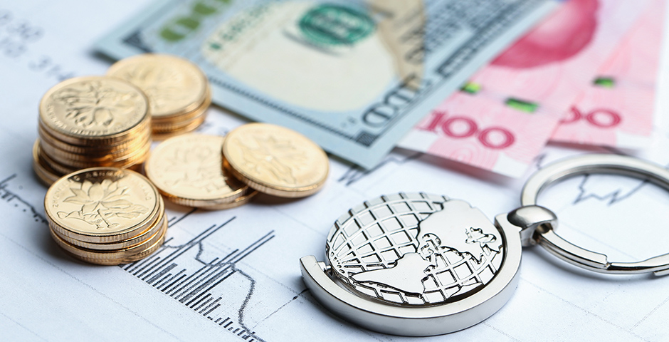 Евро перевалил за «сотню»: Набиуллина прокомментировала падение курса рубля