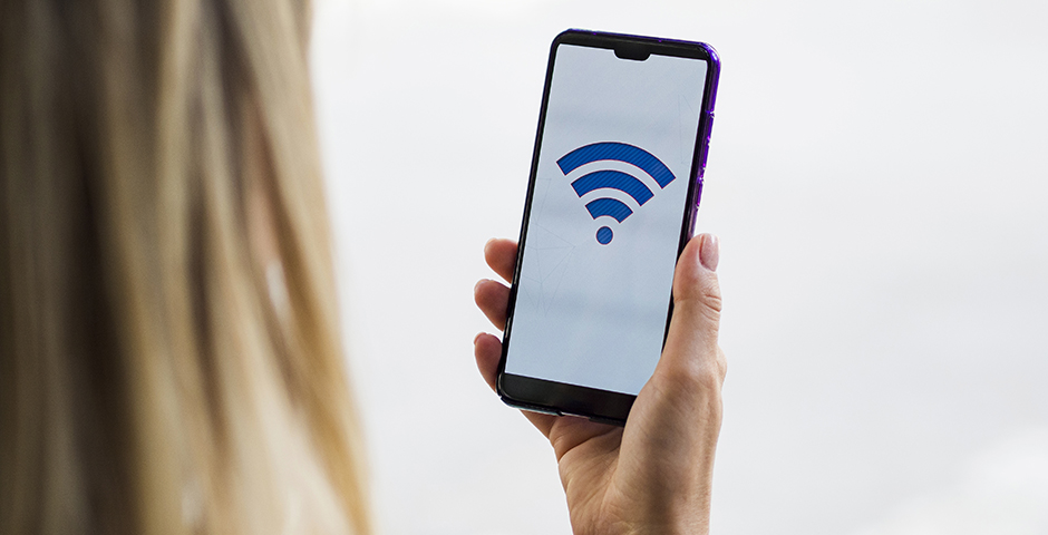 Россиянам рассказали об опасности общедоступных сетей Wi-Fi