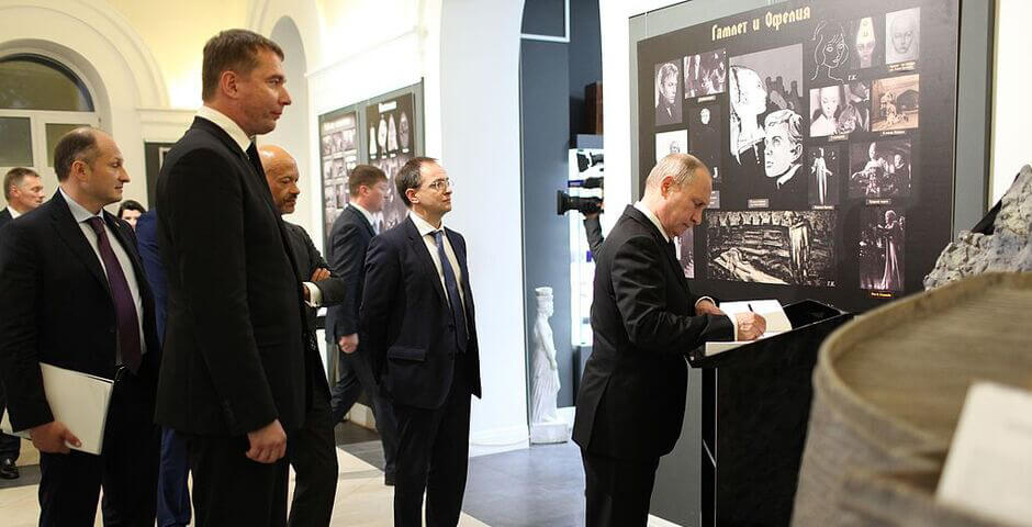 Путин вернул «Ленфильм» в собственность Санкт-Петербурга