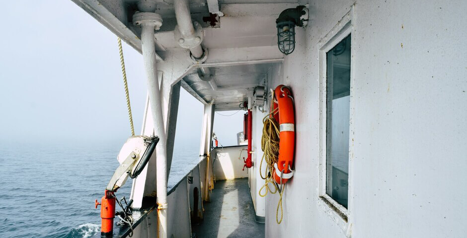 СМИ: в Балтийском море сломался ледокол из Германии