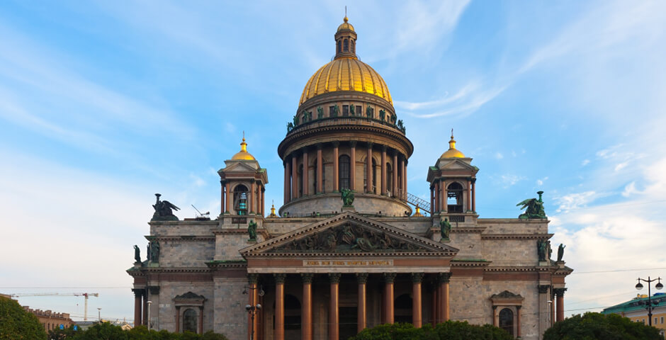 Петербуржцев, стрелявших по Исаакиевскому собору, отправили под домашний арест