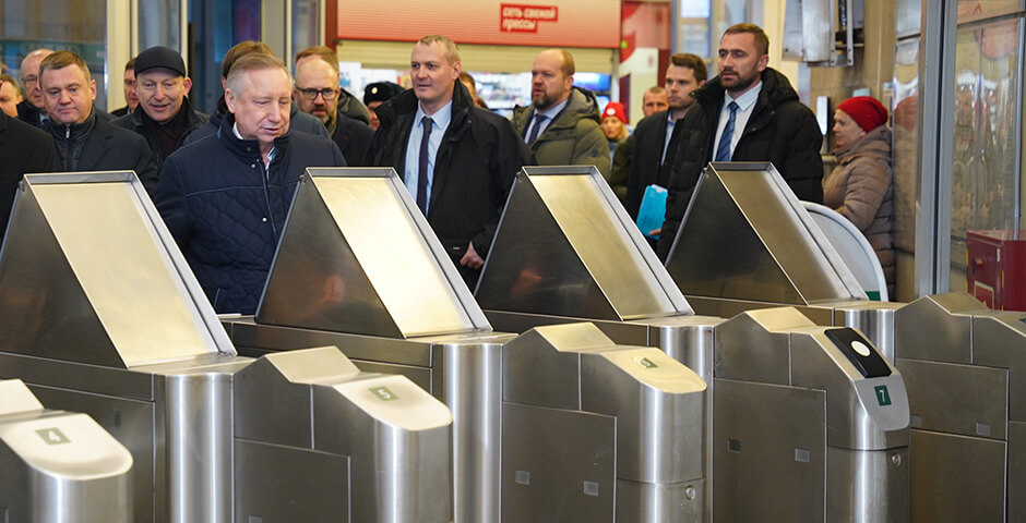 Беглов анонсировал открытие трех станций метро в Петербурге до конца 2024 года