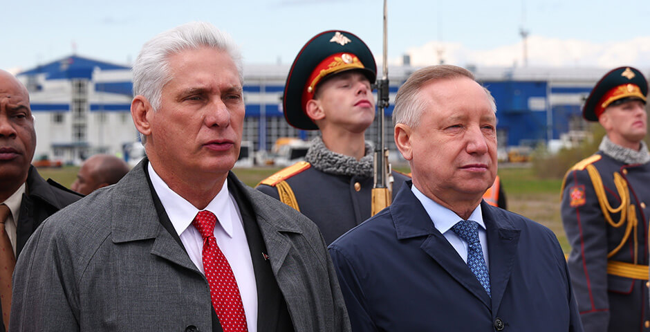 В Санкт-Петербург на празднование Дня Победы прилетел президент Кубы