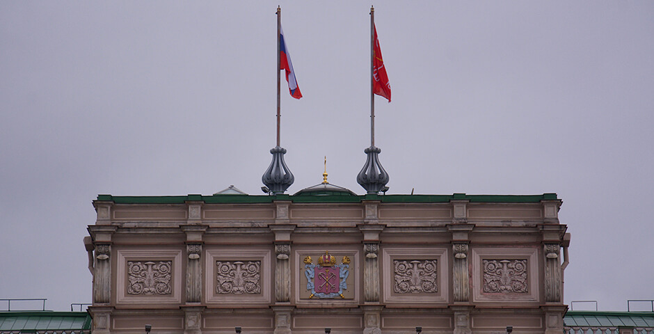 В петербургском парламенте высказались о закупке VPN