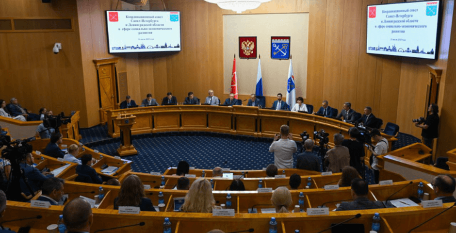 Дрозденко хочет запустить межрегиональный проект по очистке Ладожского озера
