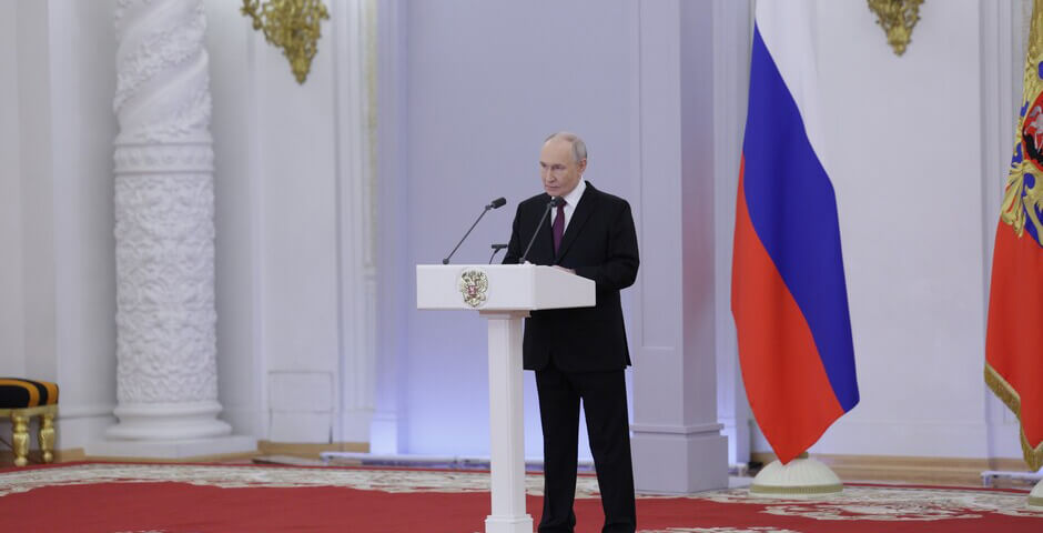 Путин: Запад пока не решается наносить удары по РФ со своей территории