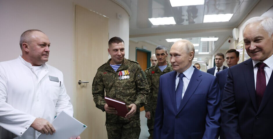 Путин: РФ готова прекратить боевые действия в зоне окружения ВСУ для СМИ