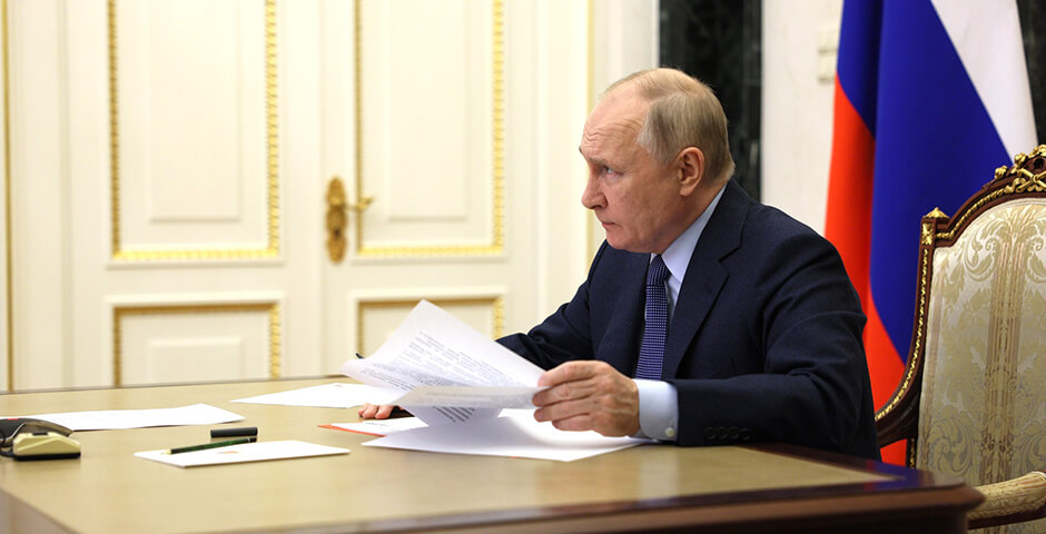 Путин распорядился выделить субсидии на морские перевозки в Калининград