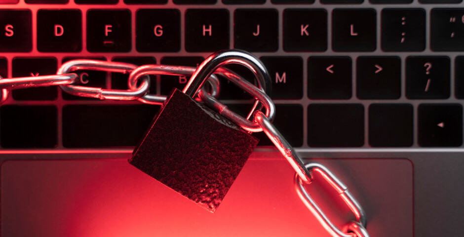 Мошенники начали обманывать российских школьников через электронные дневники