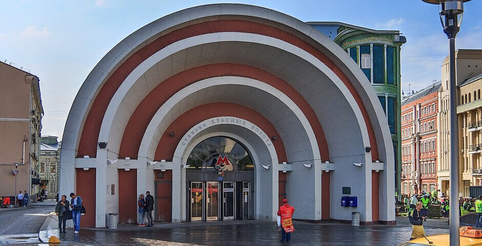 Собянин счел «плохой шуткой» вопрос о ветке московского метро до Петербурга