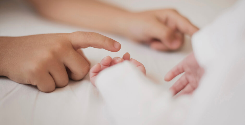 Матвиенко: рождение ребенка в 18 лет должно стать нормой в РФ