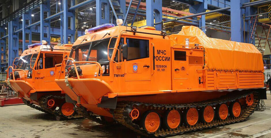 Российские спасатели получили партию арктических вездеходов ТМ-140