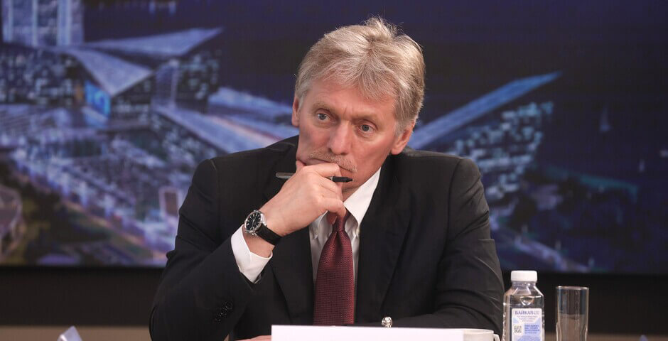В Кремле потребовали от Зеленского принять решение по Донбассу