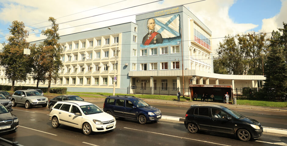 Мурал с изображением святого Феодора Ушакова освятили в Калининграде