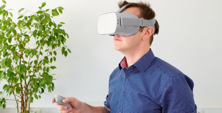 Банк ВТБ первым в России начал выдавать VR-ипотеку