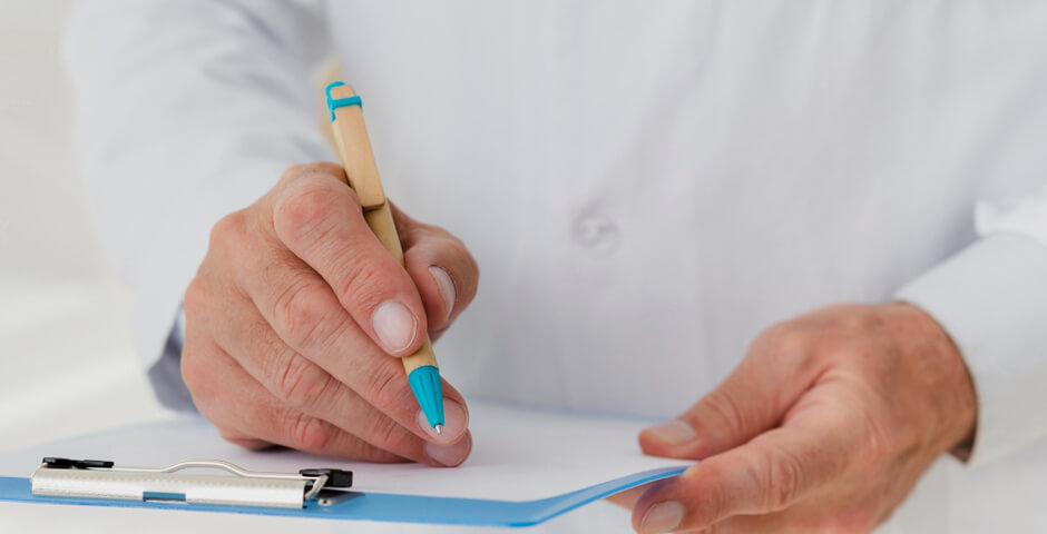 Обвиняемую в совращении школьника учительницу из Петербурга проверят на вменяемость