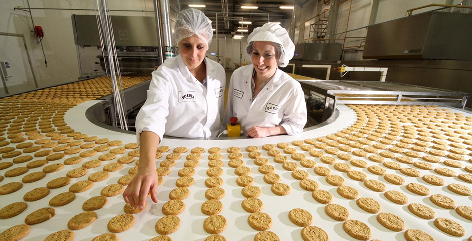 Исследование: Северо-Западу не хватает более 10 тыс. работников в пищевой промышленности.