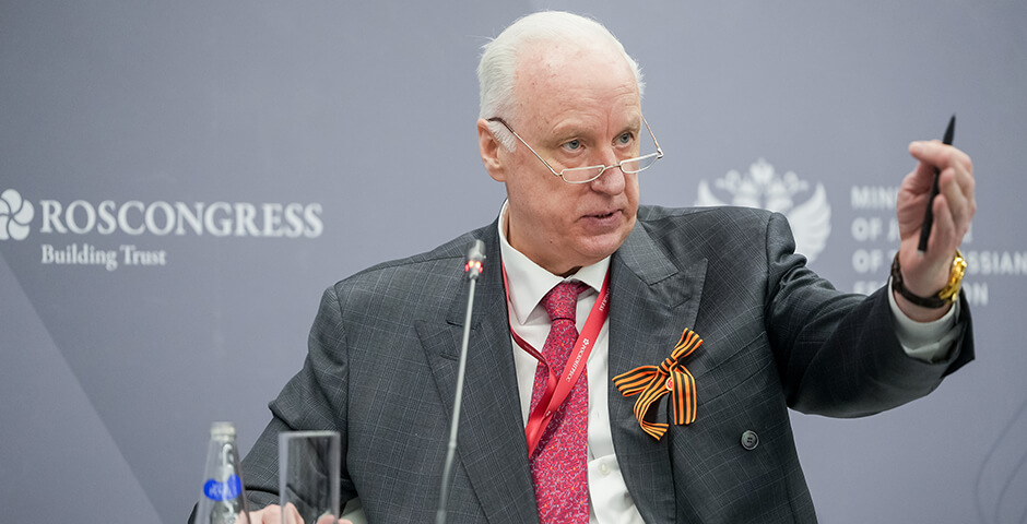 Бастрыкин заявил, что работодатель должен оформить жилье мигрантам за свой счет